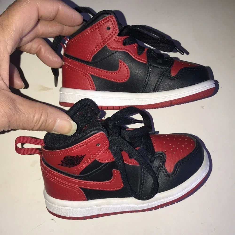 Kids Unisex Nike Hi-Top Sneakers